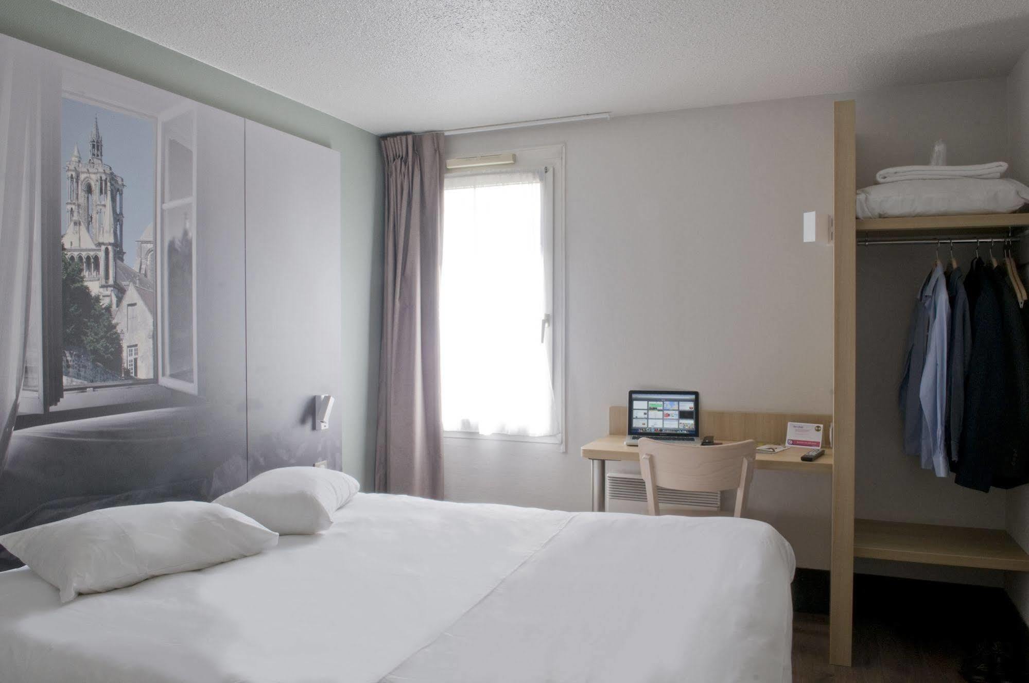 B&B Hotel Saint-Quentin Exterior photo